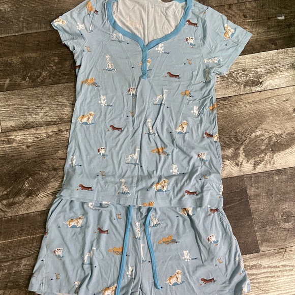 Cute dog PJ set - Picture 1 of 3